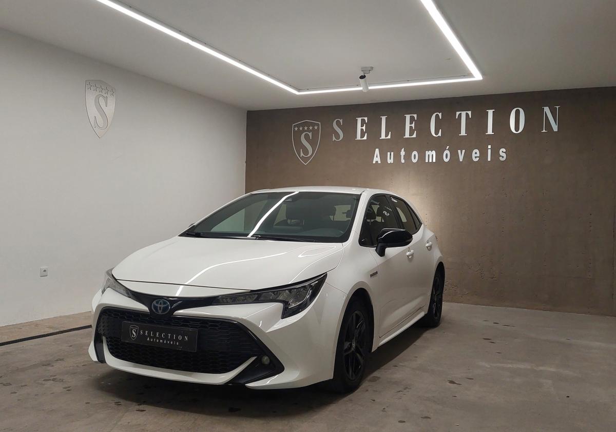 toyota-corolla-2021-hibrido-a-gasolina-1798cc