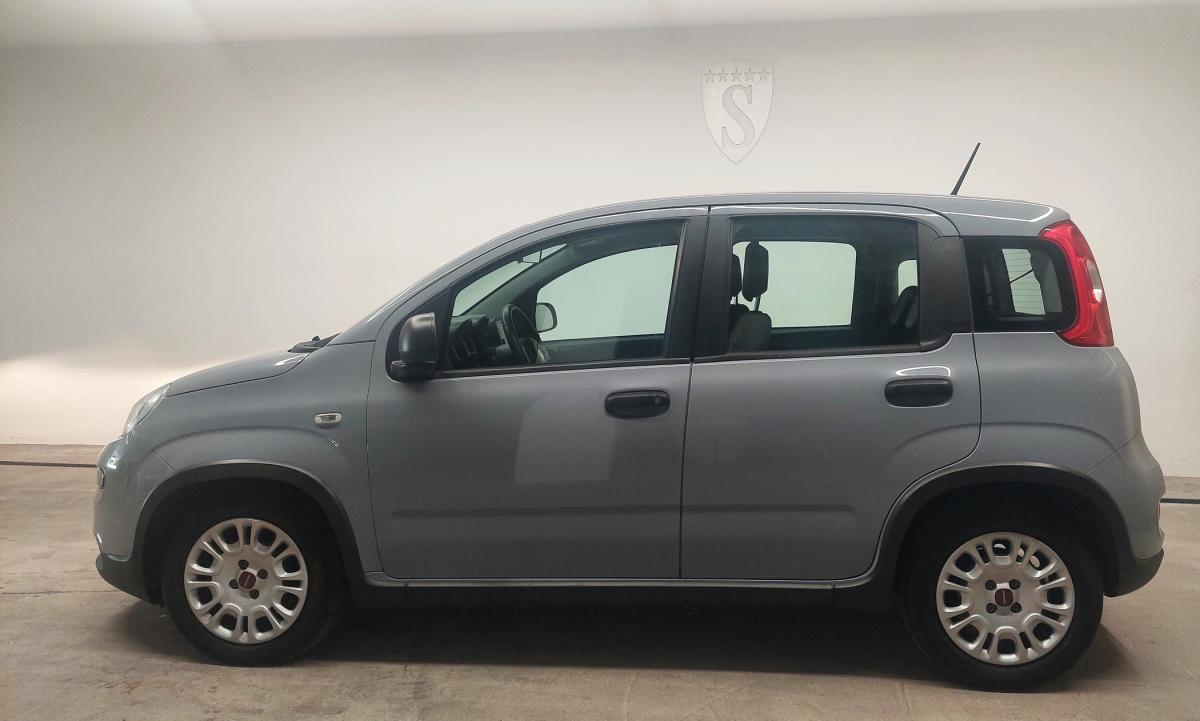 fiat-panda-2023-hibrido-a-gasolina-999cc