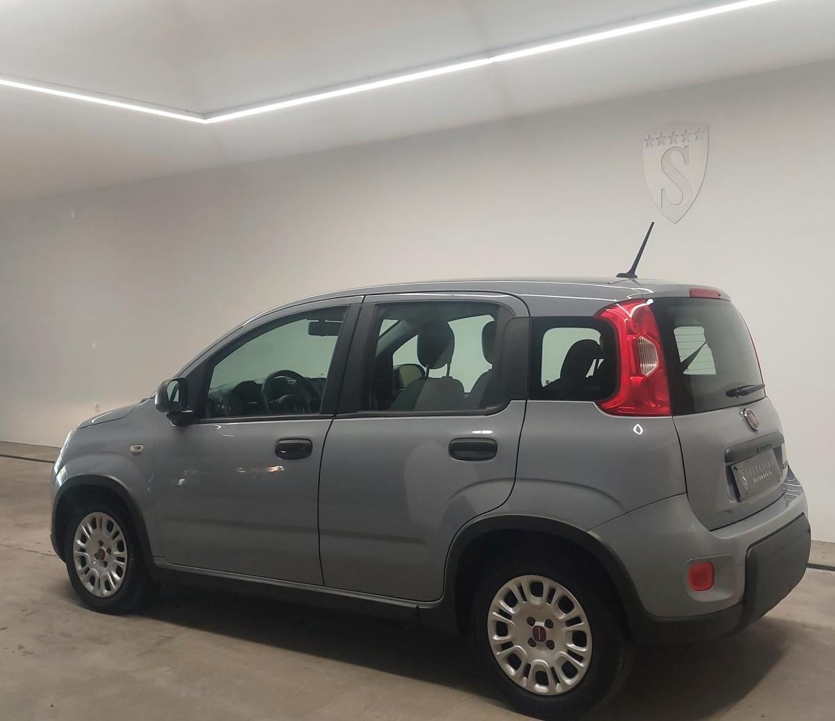 fiat-panda-2023-hibrido-a-gasolina-999cc