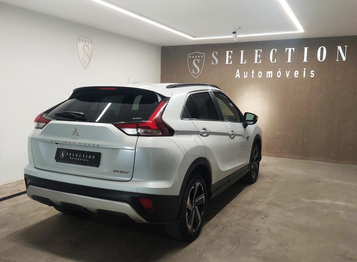 mitsubishi-eclipse-cross-2022-hibrido-a-gasolina-2360cc
