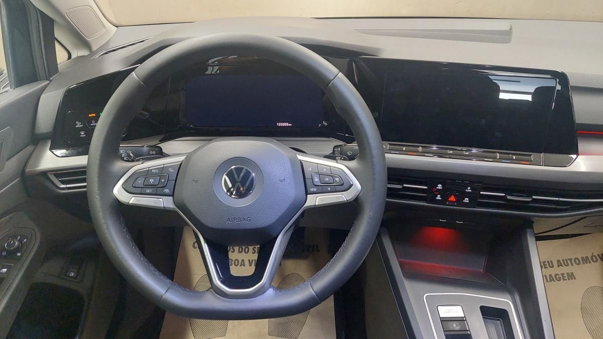 volkswagen-golf-2022-hibrido-a-gasolina-1395cc
