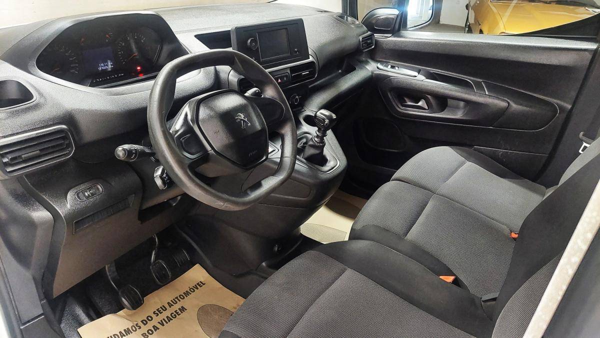 peugeot-partner-2021-diesel-1499cc