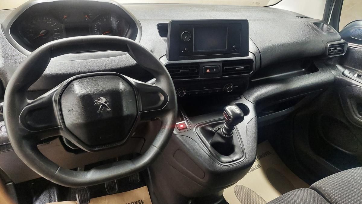 peugeot-partner-2021-diesel-1499cc