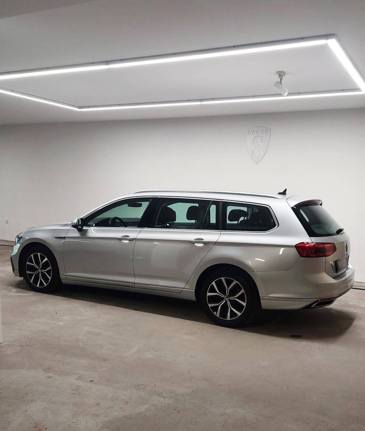 volkswagen-passat-variant-2020-hibrido-a-gasolina-1395cc