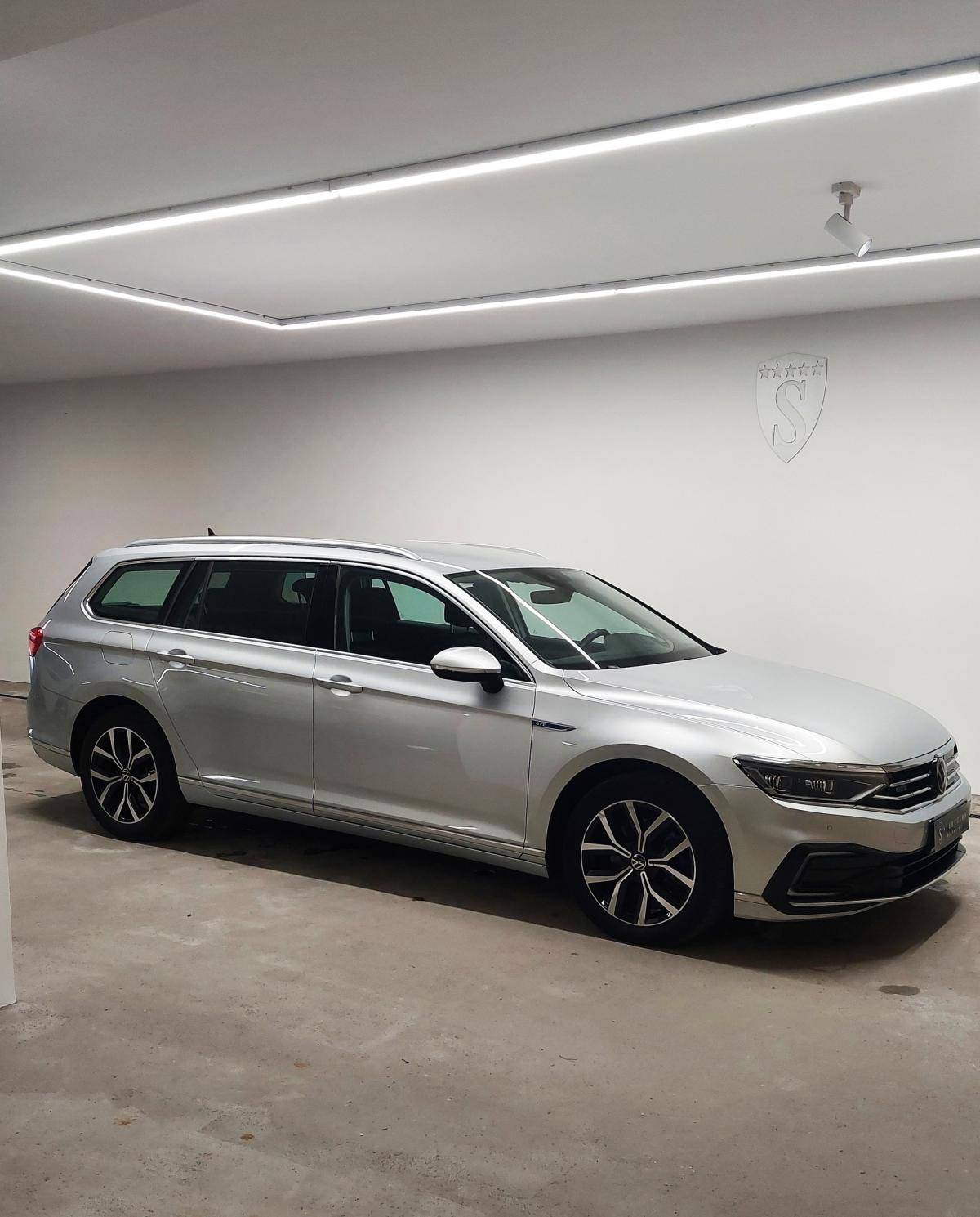 volkswagen-passat-variant-2020-hibrido-a-gasolina-1395cc