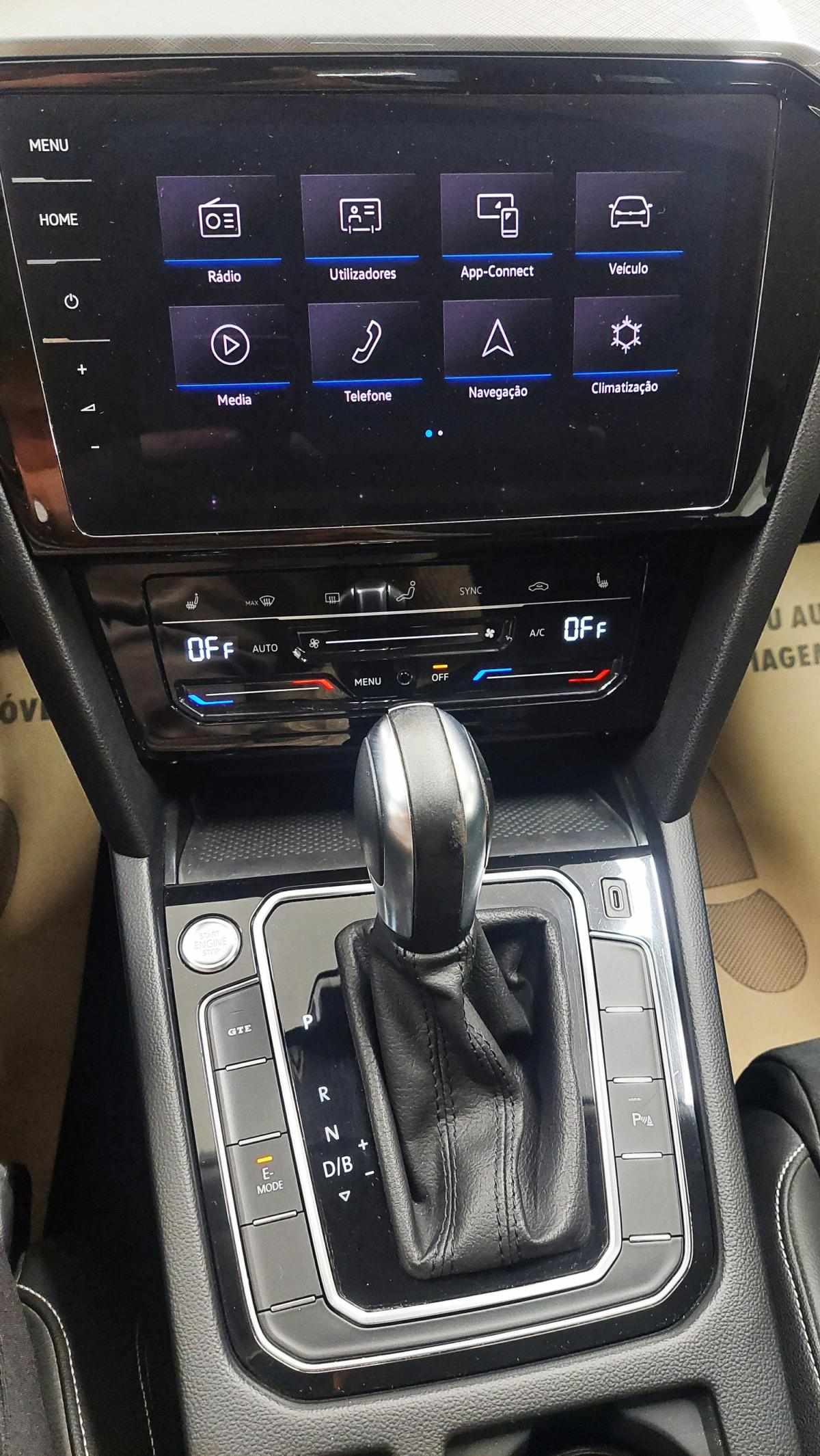 volkswagen-passat-variant-2020-hibrido-a-gasolina-1395cc