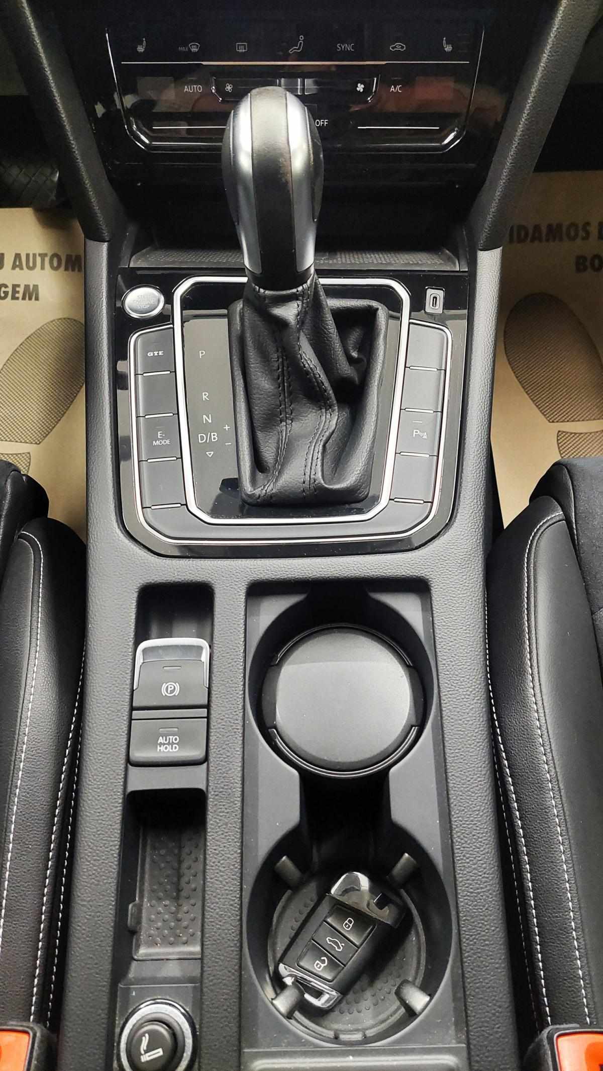 volkswagen-passat-variant-2020-hibrido-a-gasolina-1395cc
