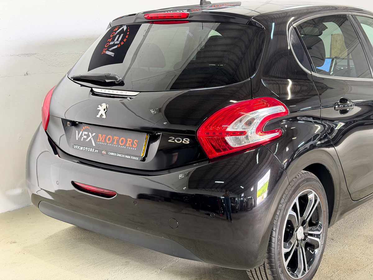 peugeot-208-1-4-vti-2012-gasolina-1397cc