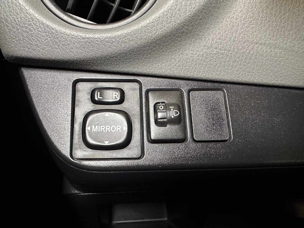 toyota-yaris-1-4-d-4d-2014-diesel-1364cc
