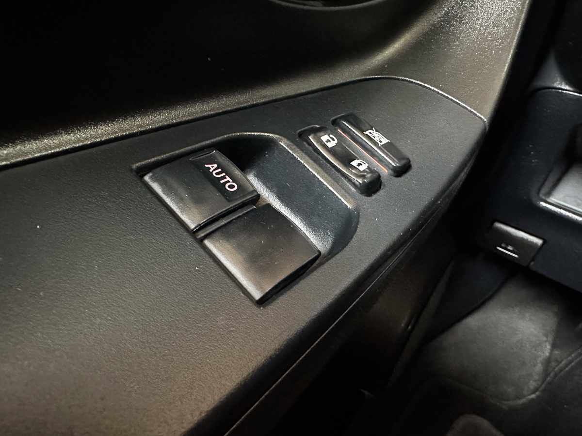 toyota-yaris-1-4-d-4d-2014-diesel-1364cc
