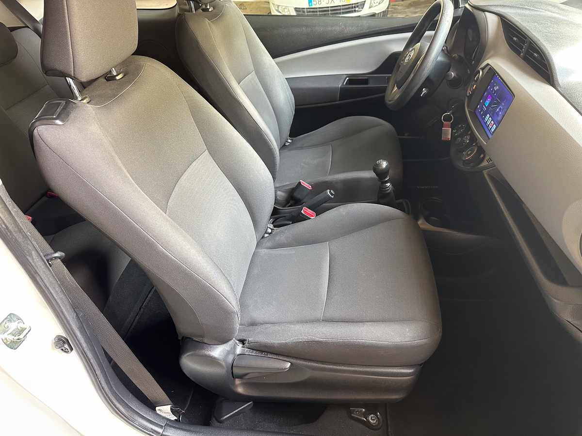 toyota-yaris-1-4-d-4d-2014-diesel-1364cc