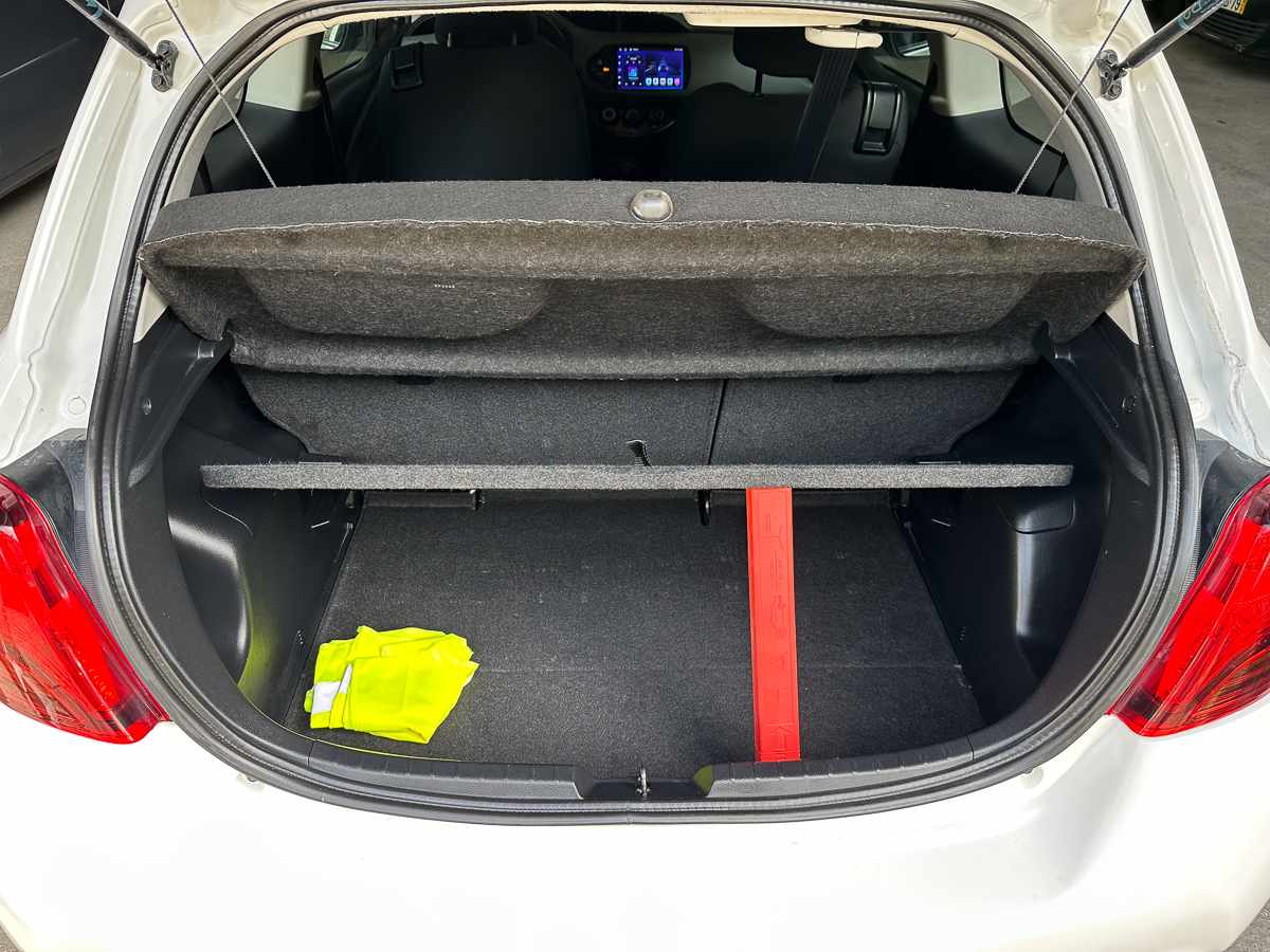 toyota-yaris-1-4-d-4d-2014-diesel-1364cc
