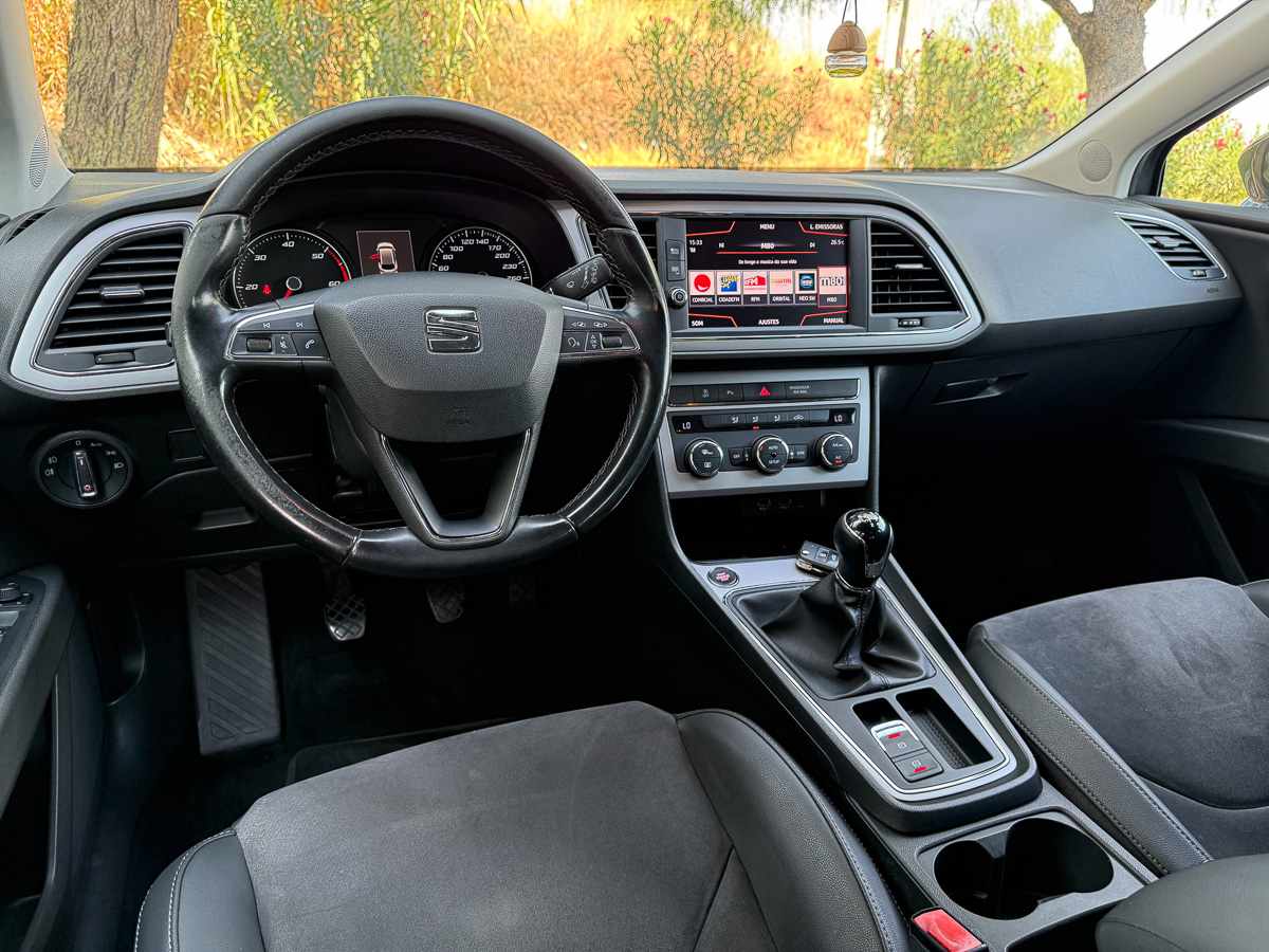 seat-leon-1-6-tdi-2017-diesel-1598cc