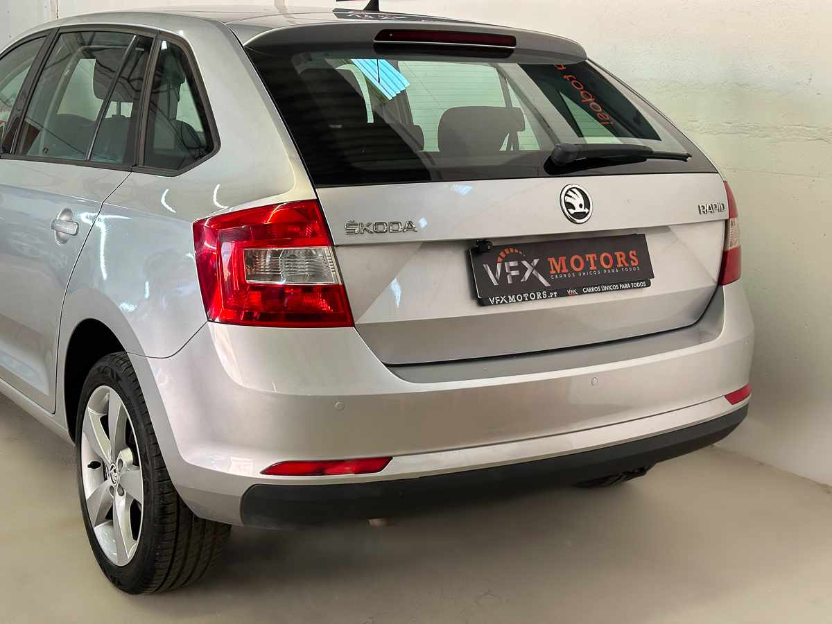 skoda-rapid-1-6-tdi-2014-diesel-1598cc