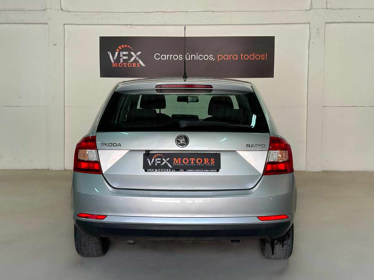 skoda-rapid-1-6-tdi-2014-diesel-1598cc