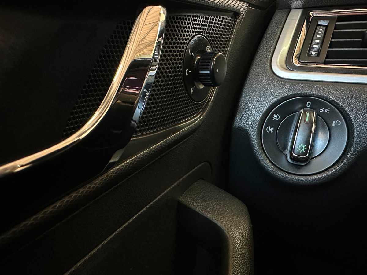 skoda-rapid-1-6-tdi-2014-diesel-1598cc