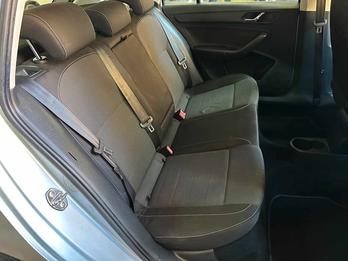 skoda-rapid-1-6-tdi-2014-diesel-1598cc