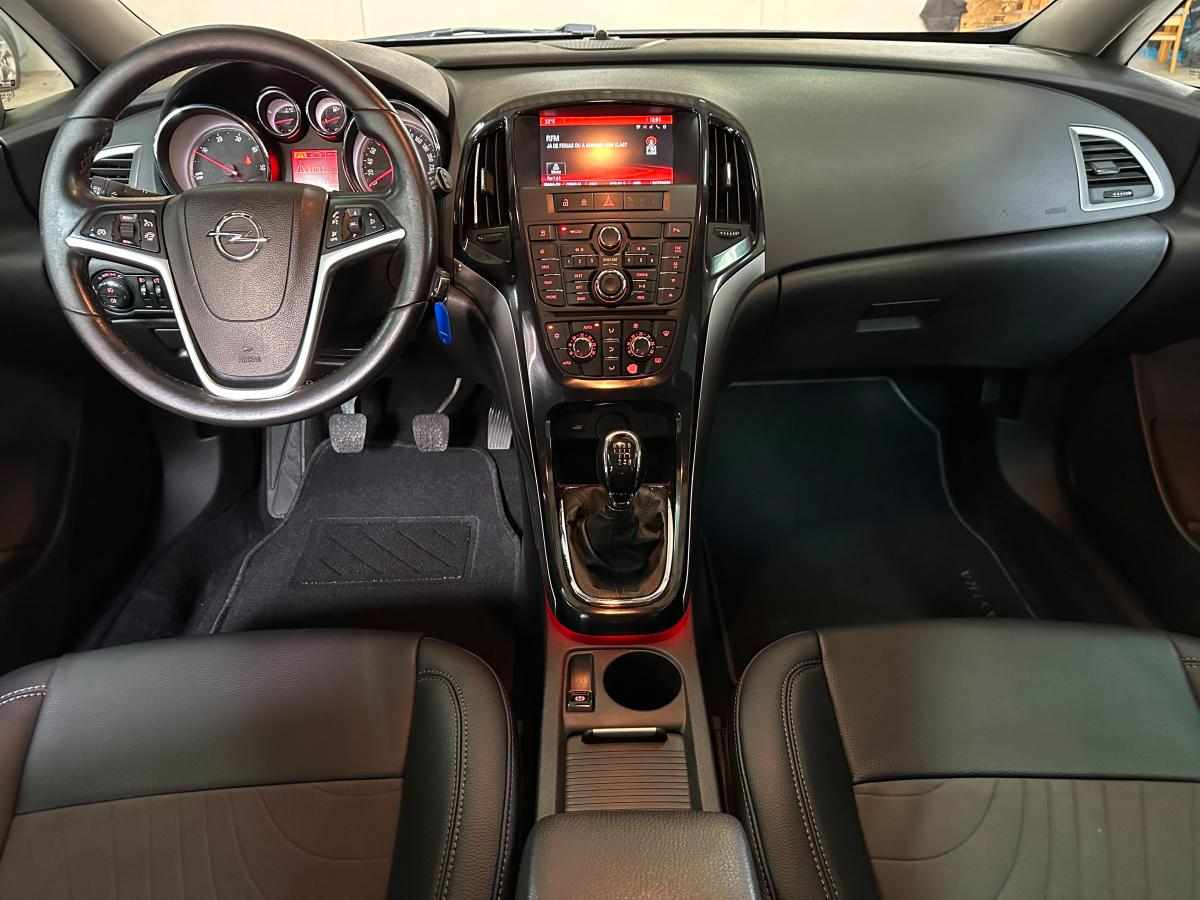 opel-astra-1-6-cdti-ecoflex-2015-diesel-1598cc