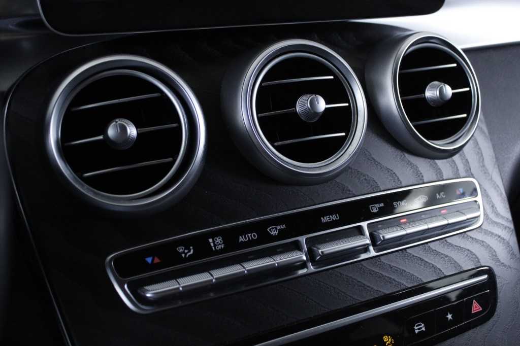 mercedes-benz-glc-2020-diesel-1950cc