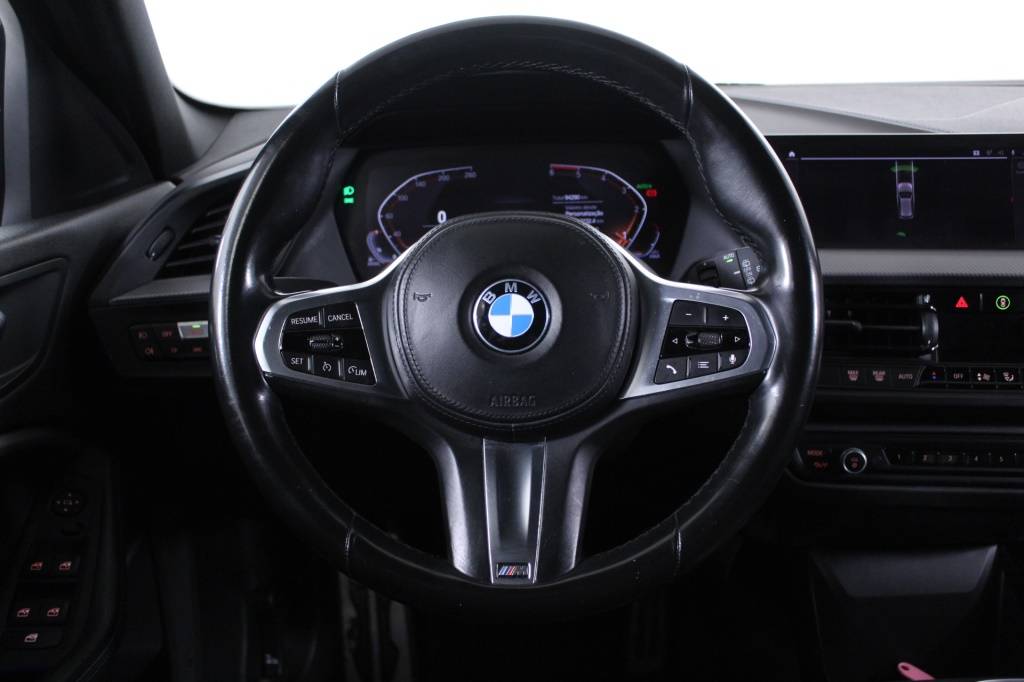 bmw-serie-1-2023-diesel-1496cc