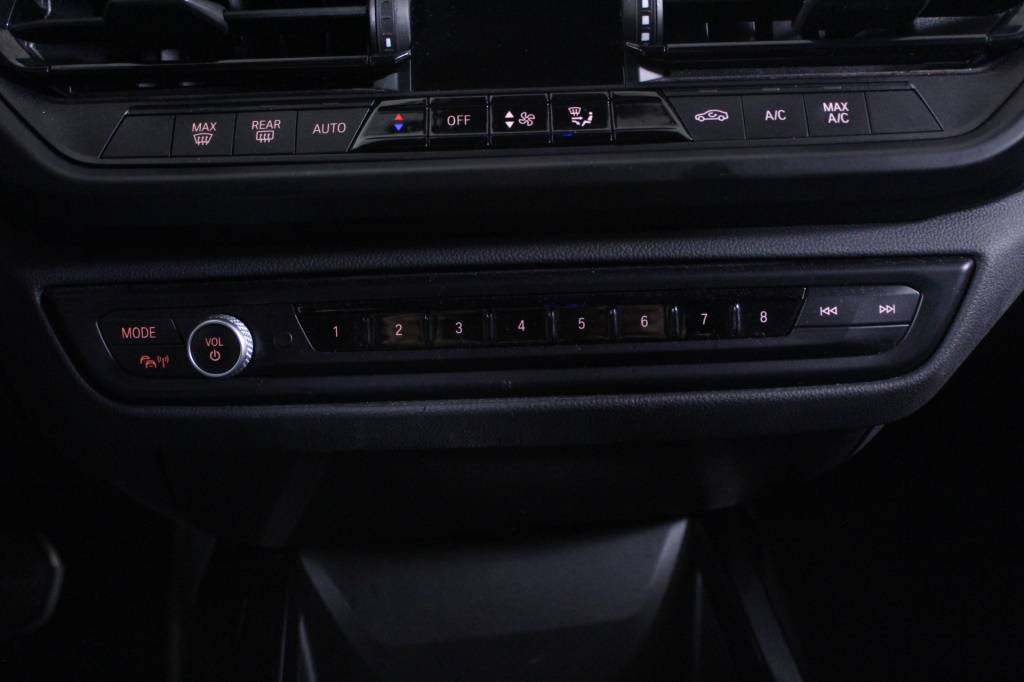 bmw-serie-1-2023-diesel-1496cc