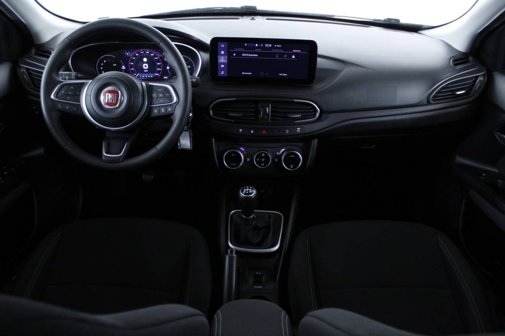 fiat-tipo-station-wagon-2023-gasolina-999cc