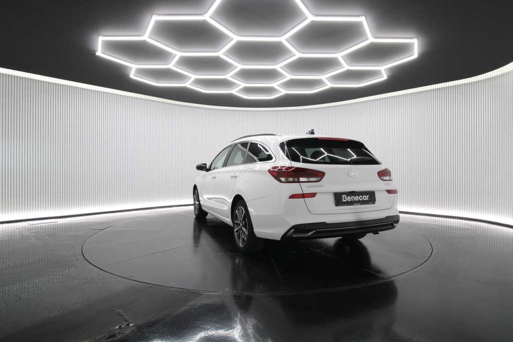 hyundai-i30-sw-2024-gasolina-998cc