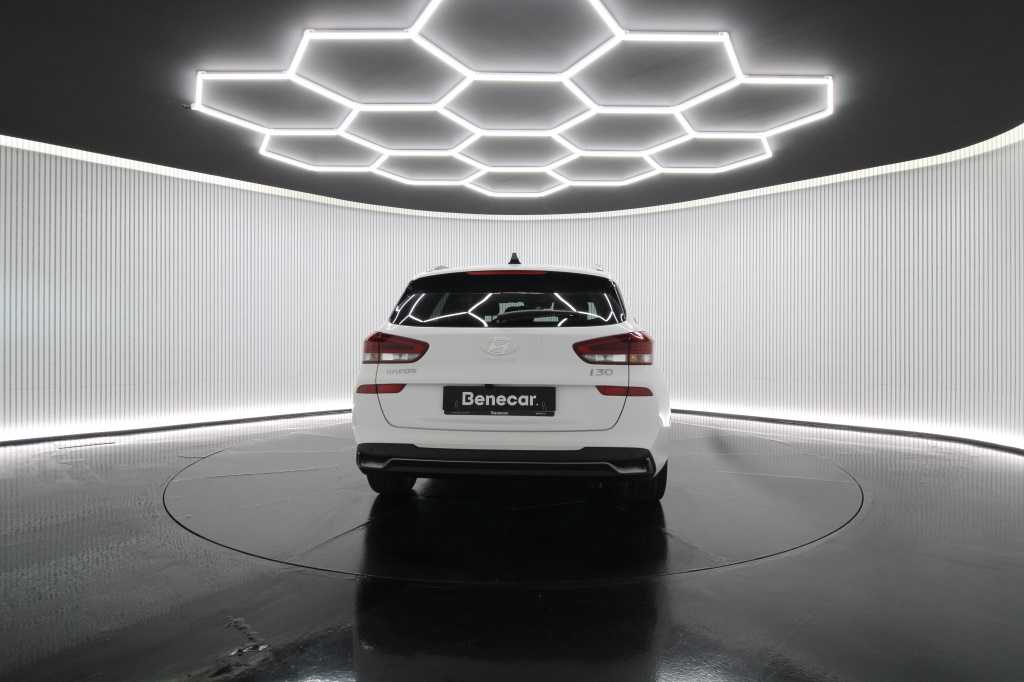 hyundai-i30-sw-2024-gasolina-998cc