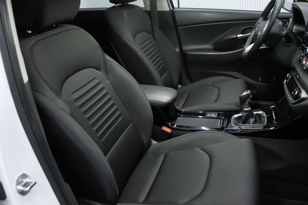 hyundai-i30-sw-2024-gasolina-998cc