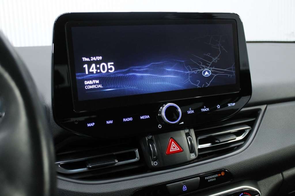 hyundai-i30-sw-2024-gasolina-998cc