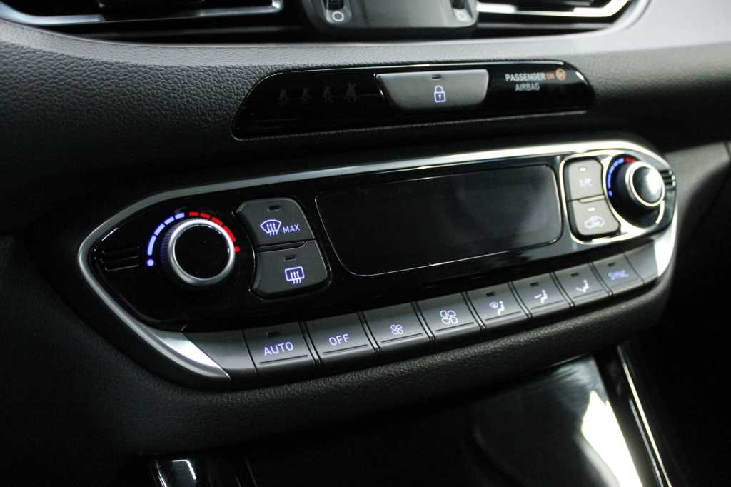 hyundai-i30-sw-2024-gasolina-998cc