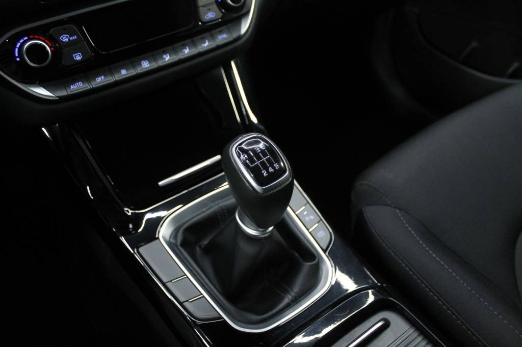 hyundai-i30-sw-2024-gasolina-998cc