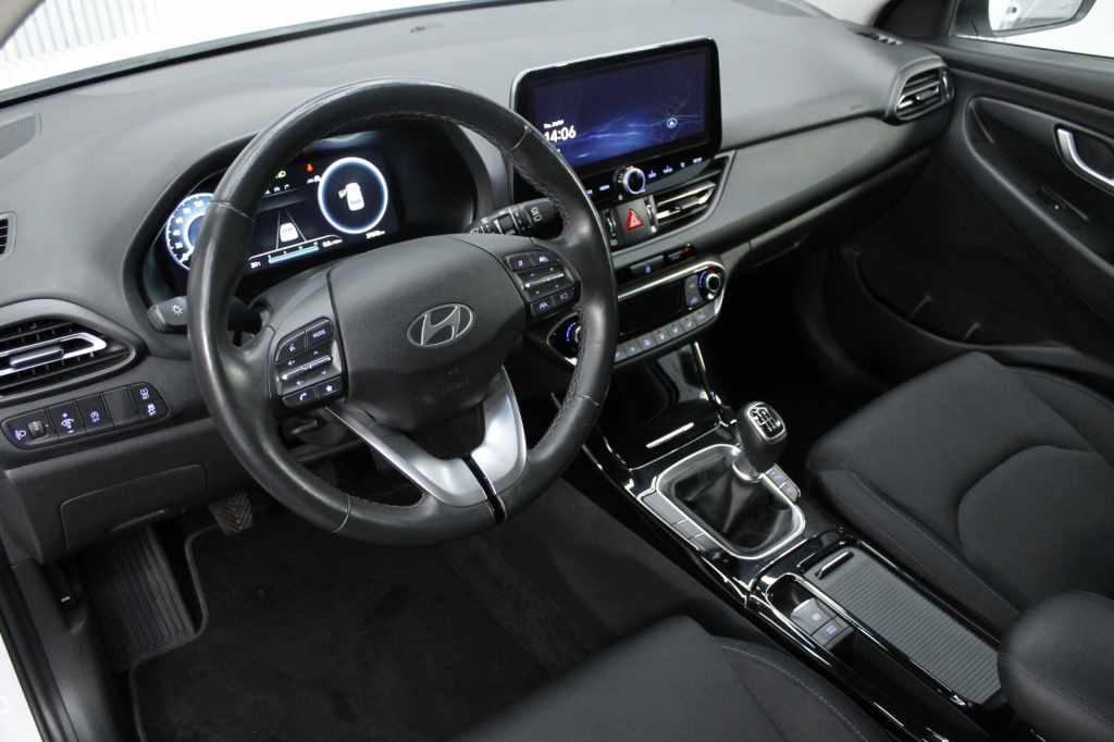 hyundai-i30-sw-2024-gasolina-998cc