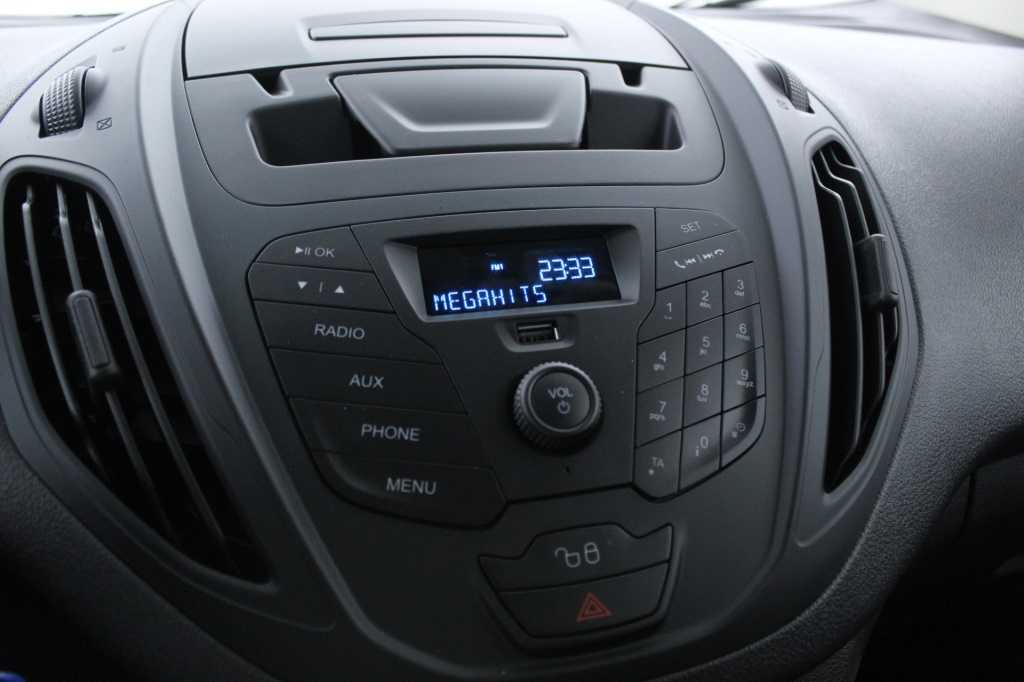 ford-transit-2023-diesel-1499cc