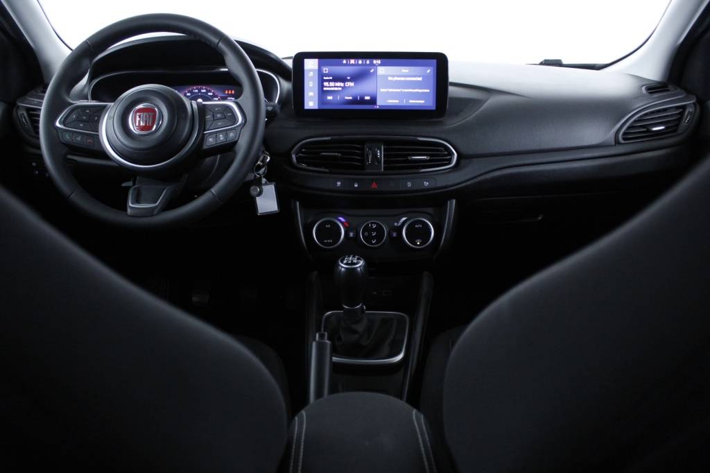 fiat-tipo-station-wagon-2023-gasolina-999cc