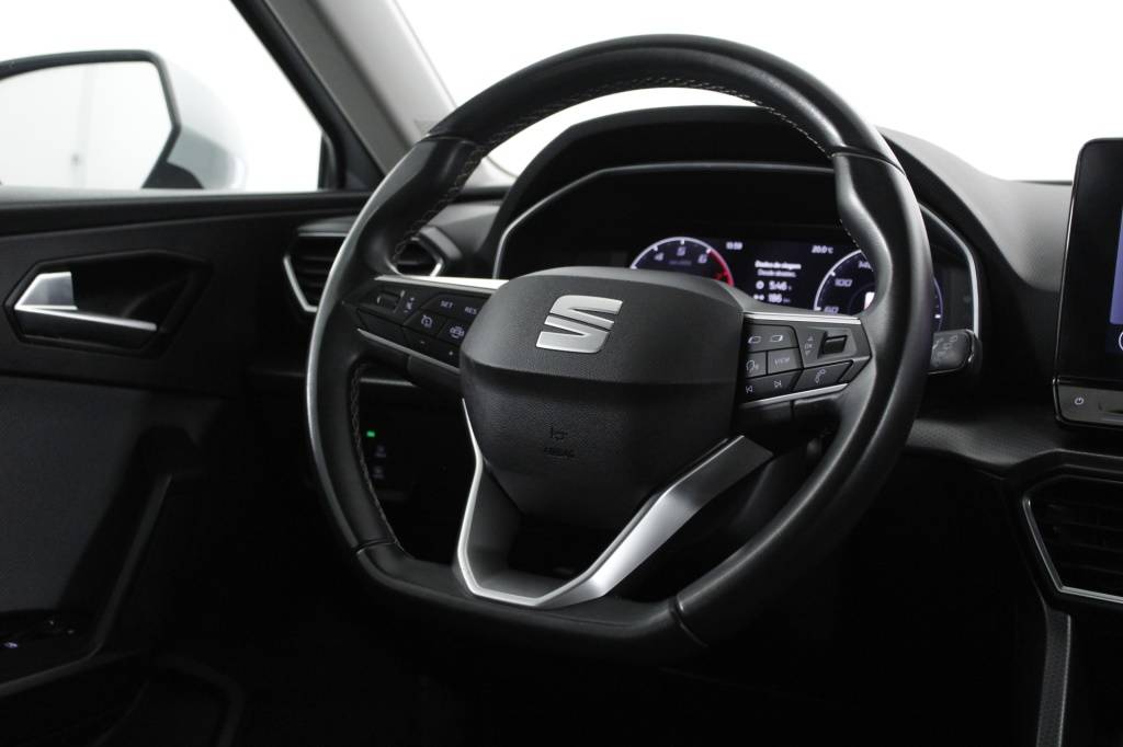 seat-leon-st-2024-gasolina-999cc