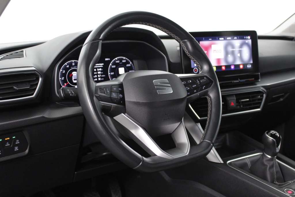 seat-leon-st-2024-gasolina-999cc