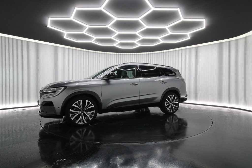 renault-espace-2023-hibrido-1199cc