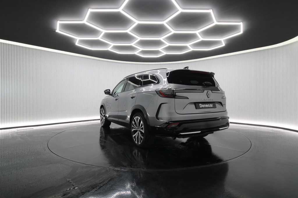 renault-espace-2023-hibrido-1199cc