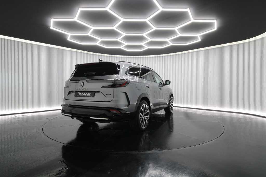 renault-espace-2023-hibrido-1199cc