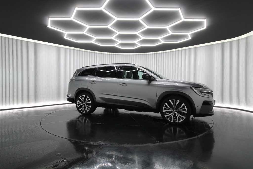 renault-espace-2023-hibrido-1199cc