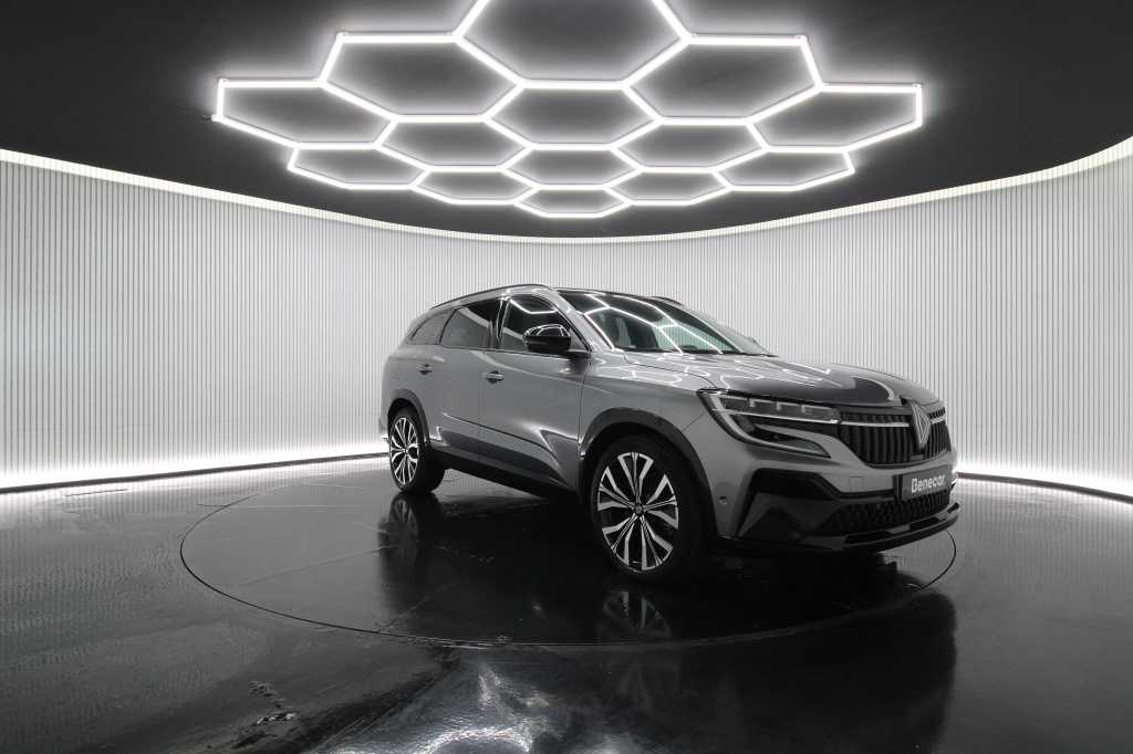renault-espace-2023-hibrido-1199cc