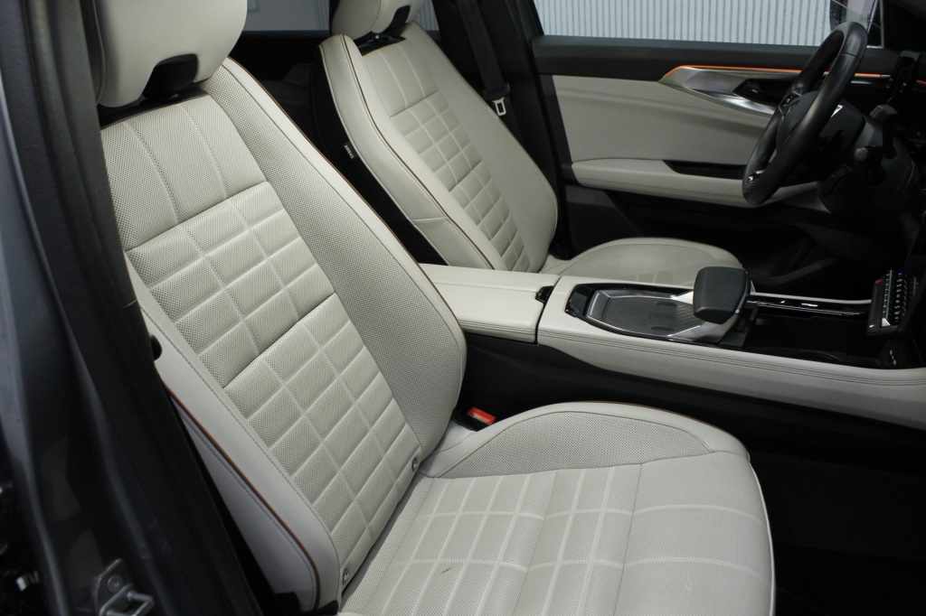 renault-espace-2023-hibrido-1199cc