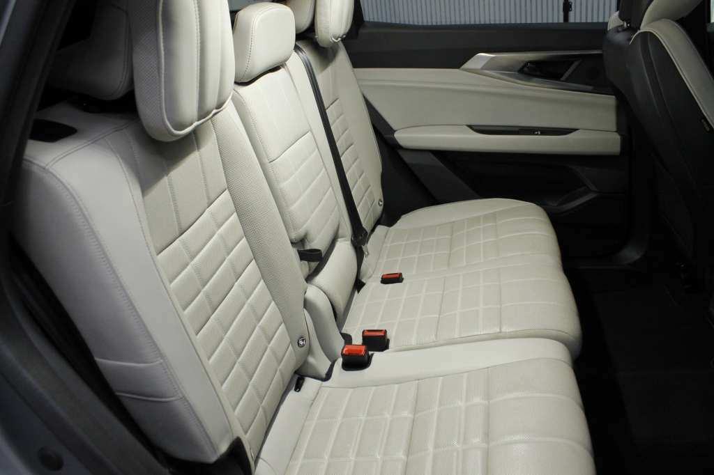 renault-espace-2023-hibrido-1199cc