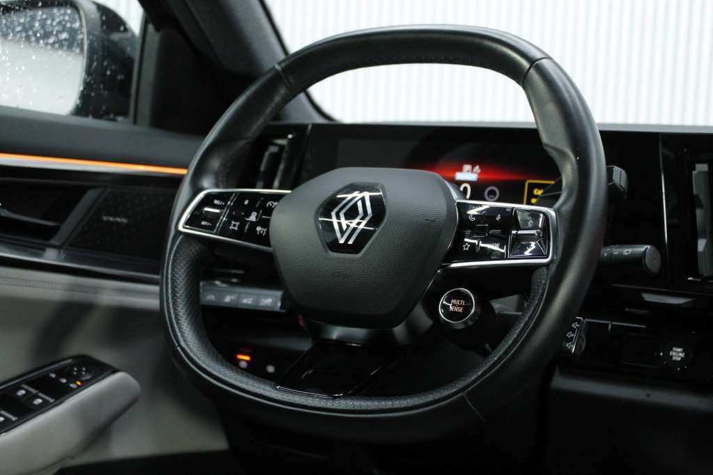 renault-espace-2023-hibrido-1199cc