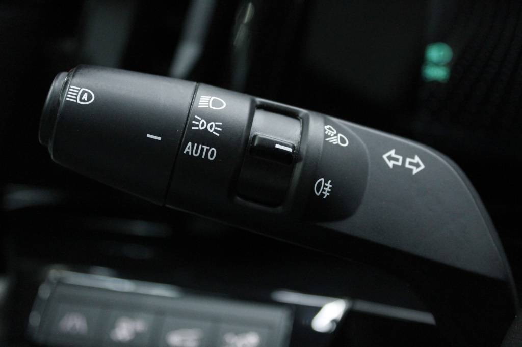 renault-espace-2023-hibrido-1199cc