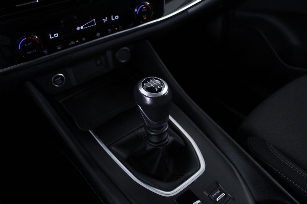 nissan-qashqai-2024-hibrido-1332cc