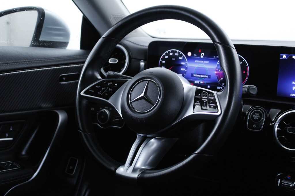 mercedes-benz-cla-2024-diesel-1950cc