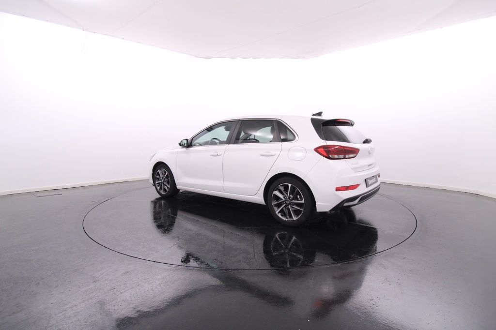 hyundai-i30-2024-gasolina-998cc