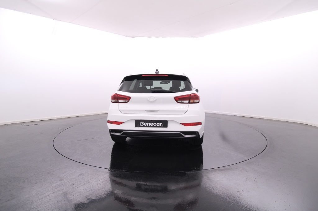 hyundai-i30-2024-gasolina-998cc